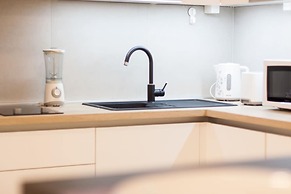 Tesla Boutique Apartments & Rooms