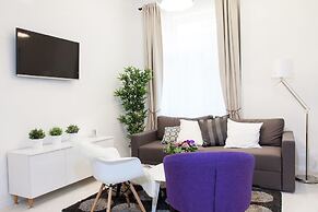 Tesla Boutique Apartments & Rooms