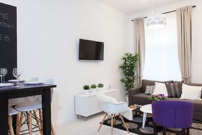 Tesla Boutique Apartments & Rooms
