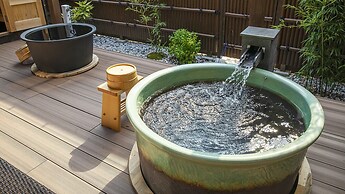 Takachiho Hanareno-yado Kamigakure