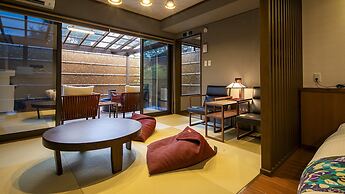 Takachiho Hanareno-yado Kamigakure