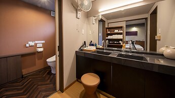 Takachiho Hanareno-yado Kamigakure