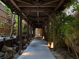 Takachiho Hanareno-yado Kamigakure