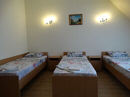 Emigrant Mini Hotel
