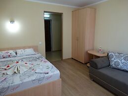 Emigrant Mini Hotel
