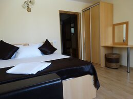 Emigrant Mini Hotel