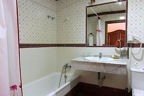 Hotel Rural Hojaranzos