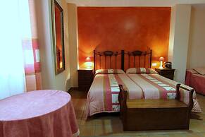 Hotel Rural Hojaranzos