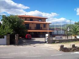 Hotel Rural Hojaranzos