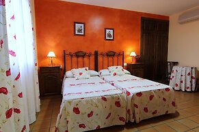 Hotel Rural Hojaranzos