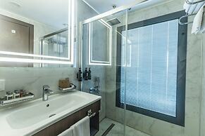 The Nowness Luxury Hotel & Spa (Adults Only 16+)