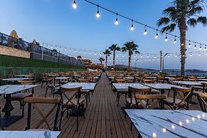 The Nowness Luxury Hotel & Spa (Adults Only 16+)