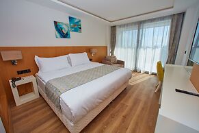 The Nowness Luxury Hotel & Spa (Adults Only 16+)