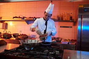 The Nowness Luxury Hotel & Spa (Adults Only 16+)