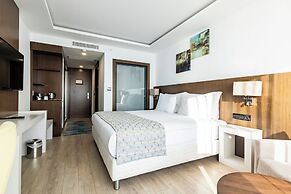 The Nowness Luxury Hotel & Spa (Adults Only 16+)