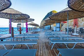The Nowness Luxury Hotel & Spa (Adults Only 16+)