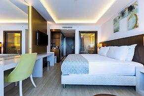 The Nowness Luxury Hotel & Spa (Adults Only 16+)