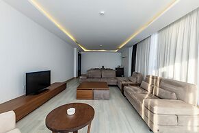 The Nowness Luxury Hotel & Spa (Adults Only 16+)