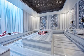 The Nowness Luxury Hotel & Spa (Adults Only 16+)