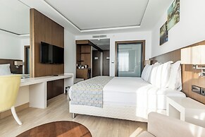 The Nowness Luxury Hotel & Spa (Adults Only 16+)