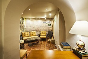 5 Vintage Guest House