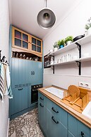 5 Vintage Guest House