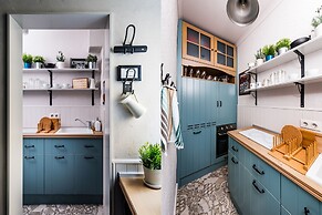 5 Vintage Guest House