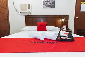 RedDoorz @ San Antonio Makati