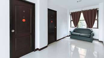 RedDoorz @ San Antonio Makati