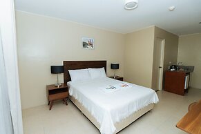 RedDoorz near Osmena Highway 1