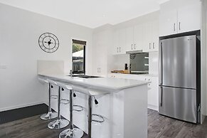 Snowgum Bright Retreat - 2