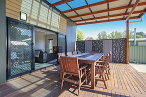 Snowgum Bright Retreat - 2