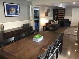 Tudor House - Large Family Home