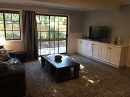 Tudor House - Large Family Home