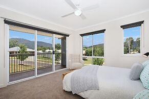 3 Peaks Rise - BRIGHT