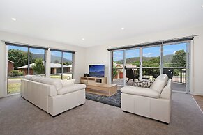 3 Peaks Rise - BRIGHT