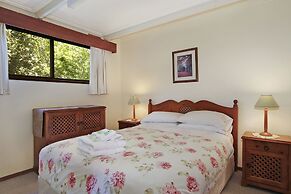 Warrina - Over Looking Ovens River