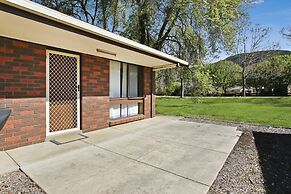 Kalamunda 6 - On the Rail Trail