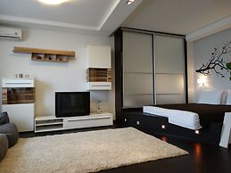 Inndays Arkhitektora Vlasova 39