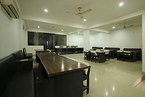 OYO 8095 Hotel Taj Castle