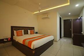 OYO 8095 Hotel Taj Castle