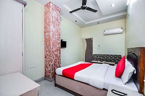 OYO 2722 Hotel Prince