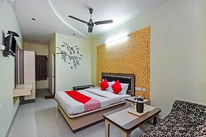 OYO 2722 Hotel Prince