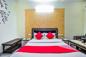 OYO 2722 Hotel Prince