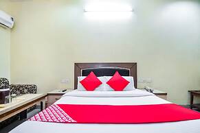 OYO 2722 Hotel Prince