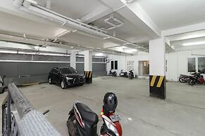 RedDoorz Plus @ Setiabudi Barat