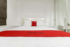 RedDoorz Plus @ Setiabudi Barat
