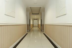 RedDoorz Plus @ Setiabudi Barat