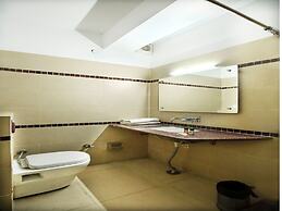 OYO 1673 Hotel MM Yellowuds