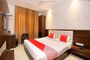 OYO 4038 Hotel Winner Inn